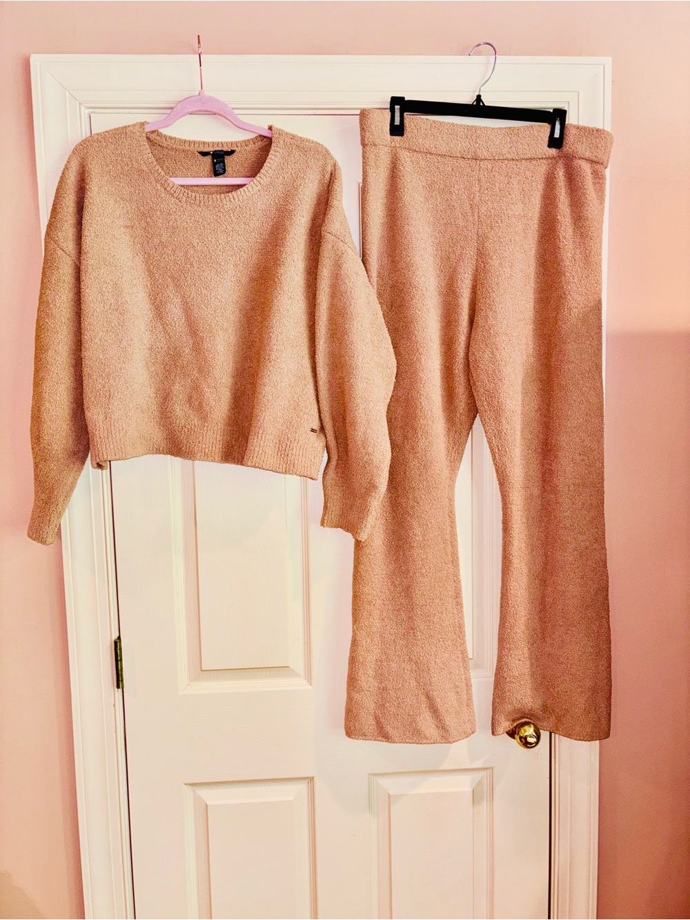 Victoria's Secret OnPoint Dark Tan Wide-Leg Knit Set. Super Soft Stretchy Fabric